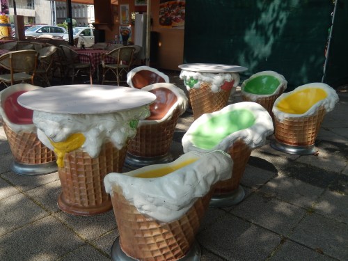Even the ice-cream furniture is melting :-)