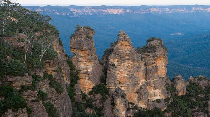 The Three Sisters, Blue Mountains South of Katoomba Source: Wikipedia
