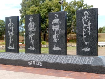 War memorial Tamworth 