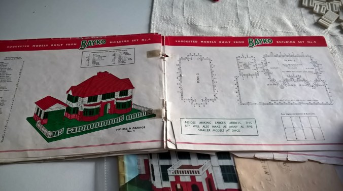 Choosing a model to build from a BAYKO set (October 2015)