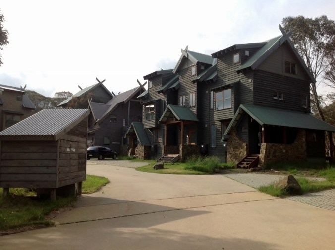 dinner-plain-near-bright-vic-2016-12-15-2-1024x765-800x598