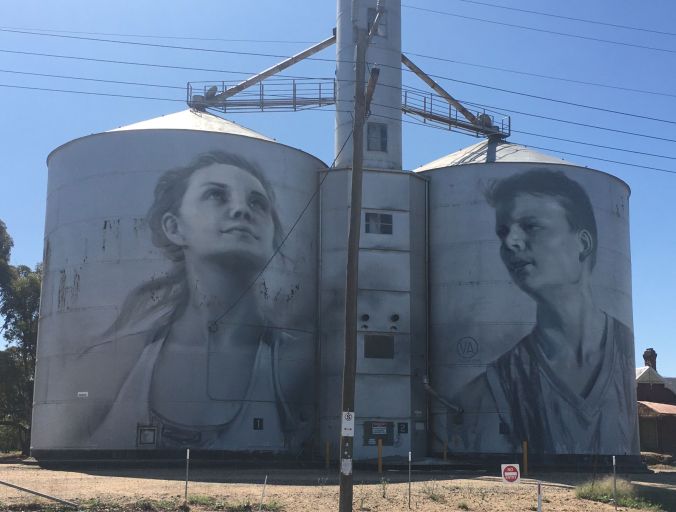 Rupanyip Silo Art rs